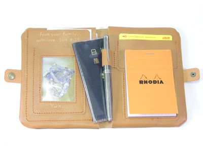 �p�X�|�[�g�P�[�X�J�o�[�{�v���U�[�E�{�v�i�`�������x�[�W��