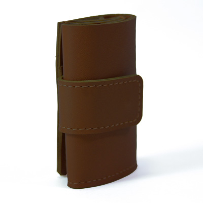 小型三つ折り本革財布