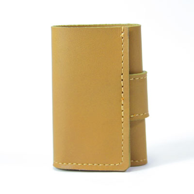 小型三つ折り本革財布